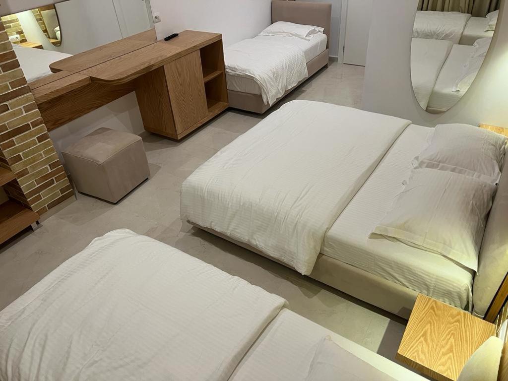 Hotel Piccolino Sarande Ngoại thất bức ảnh