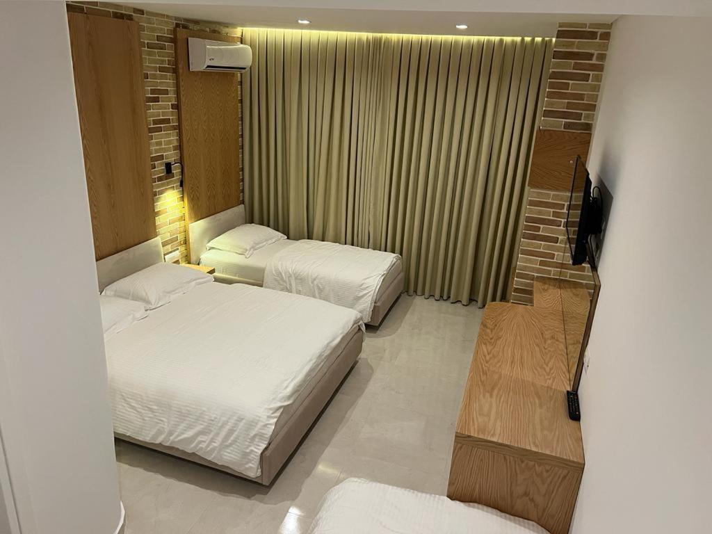 Hotel Piccolino Sarande Ngoại thất bức ảnh