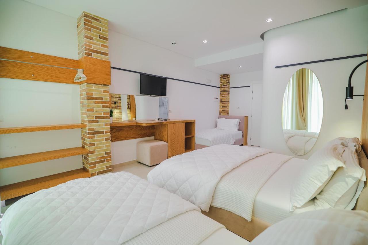 Hotel Piccolino Sarande Ngoại thất bức ảnh
