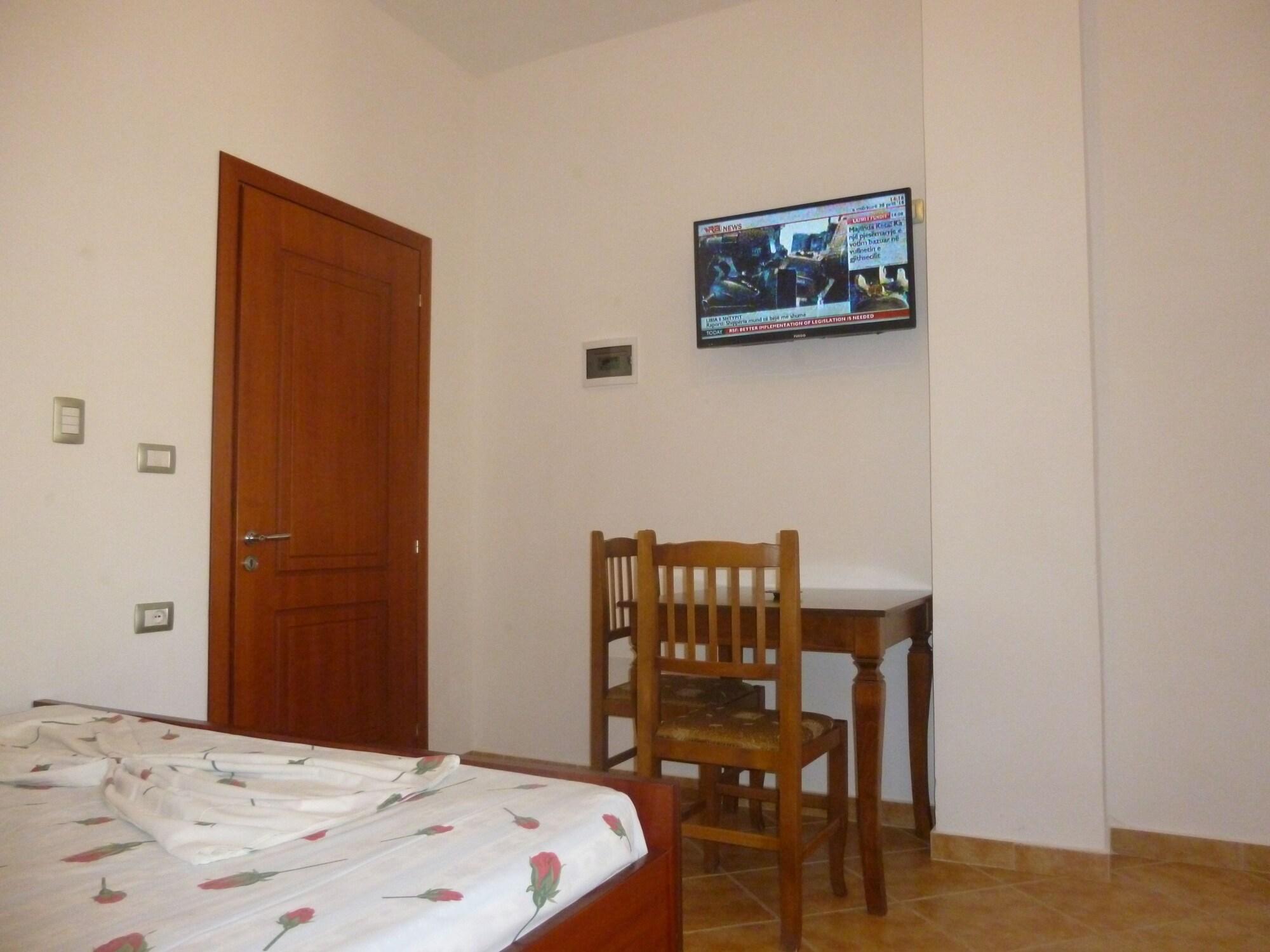 Hotel Piccolino Sarande Ngoại thất bức ảnh