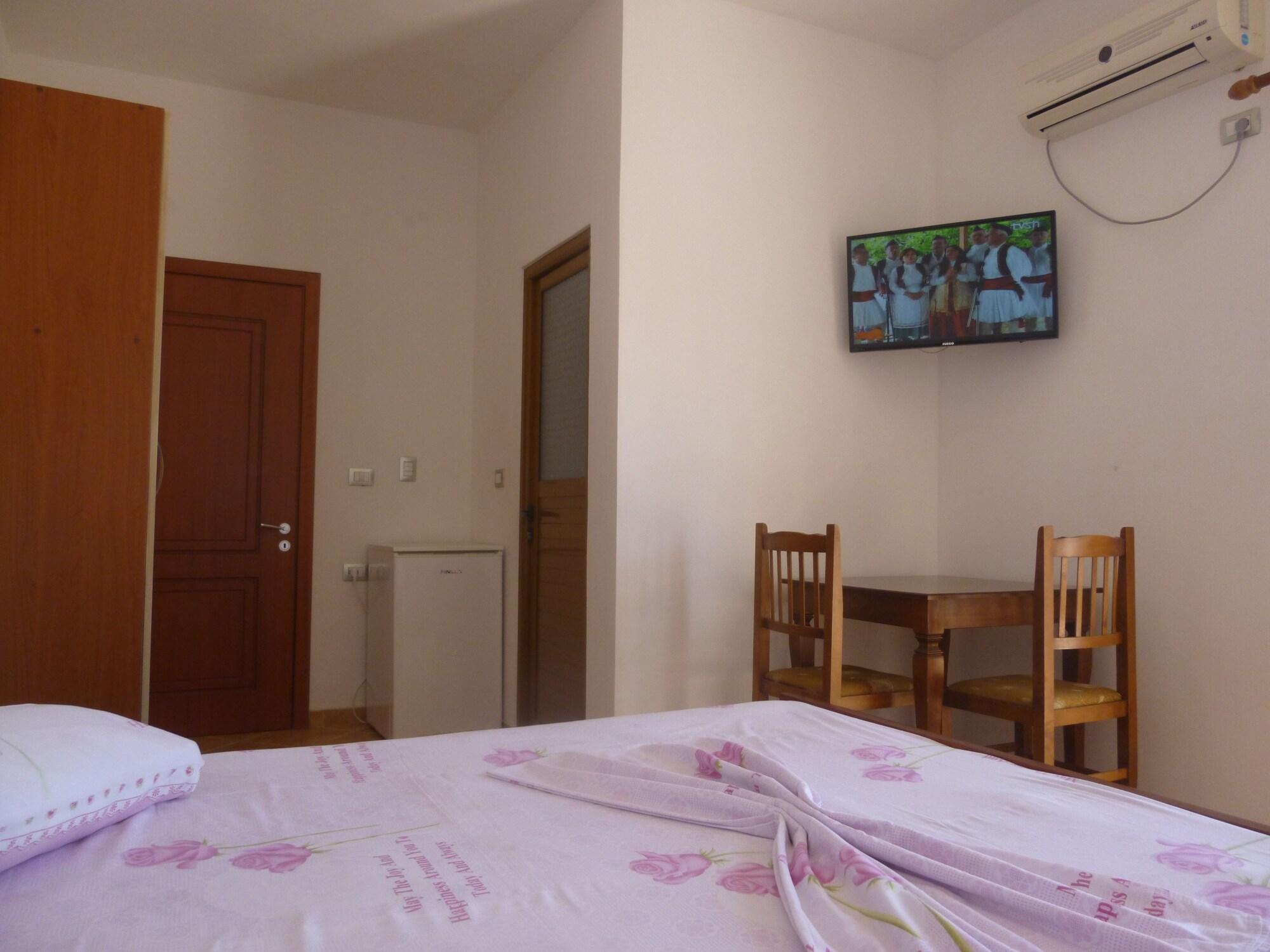 Hotel Piccolino Sarande Ngoại thất bức ảnh