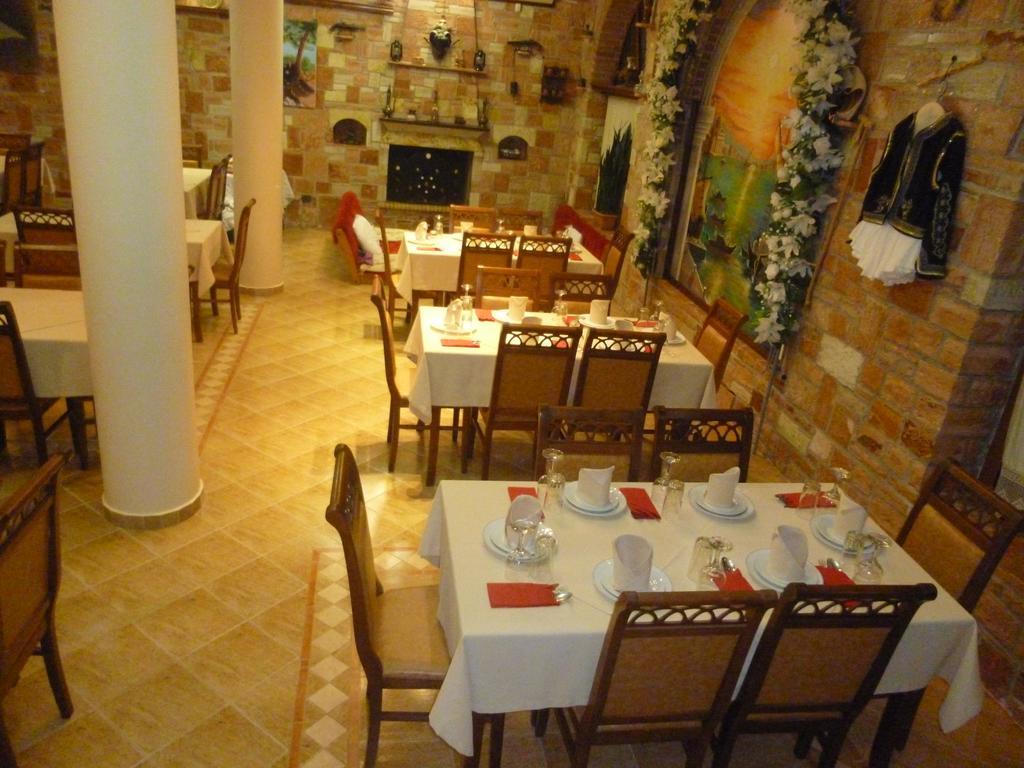 Hotel Piccolino Sarande Ngoại thất bức ảnh
