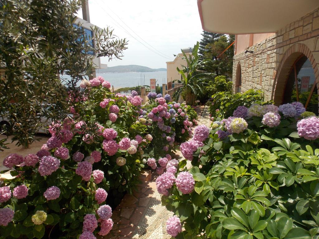 Hotel Piccolino Sarande Ngoại thất bức ảnh