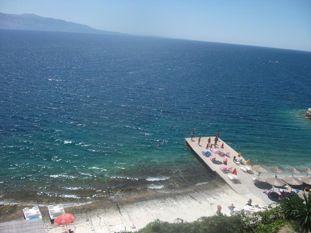 Hotel Piccolino Sarande Ngoại thất bức ảnh